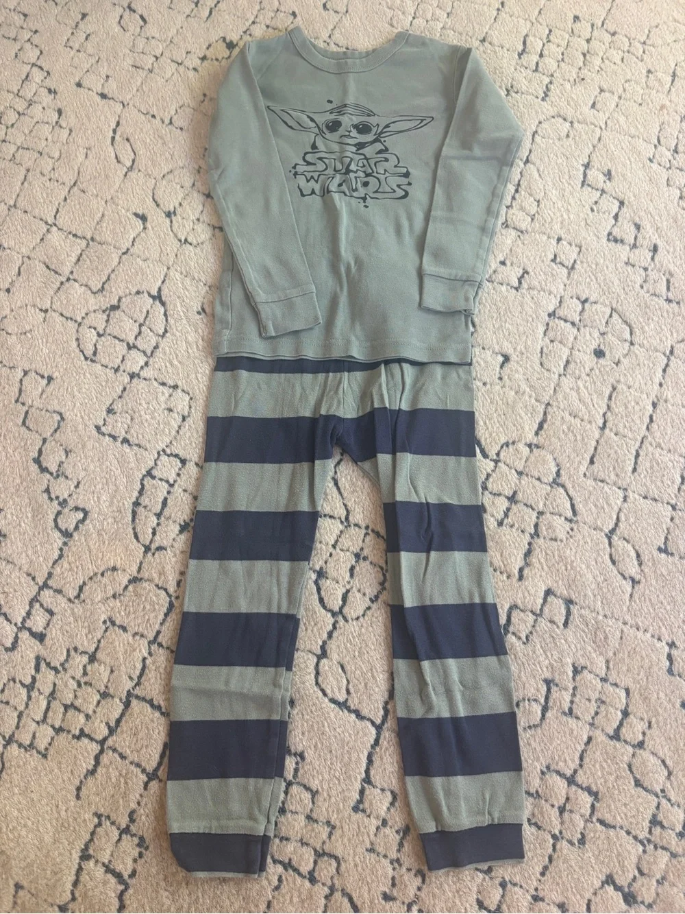 GAP Green and Navy Star Wars Kids Pajama Set